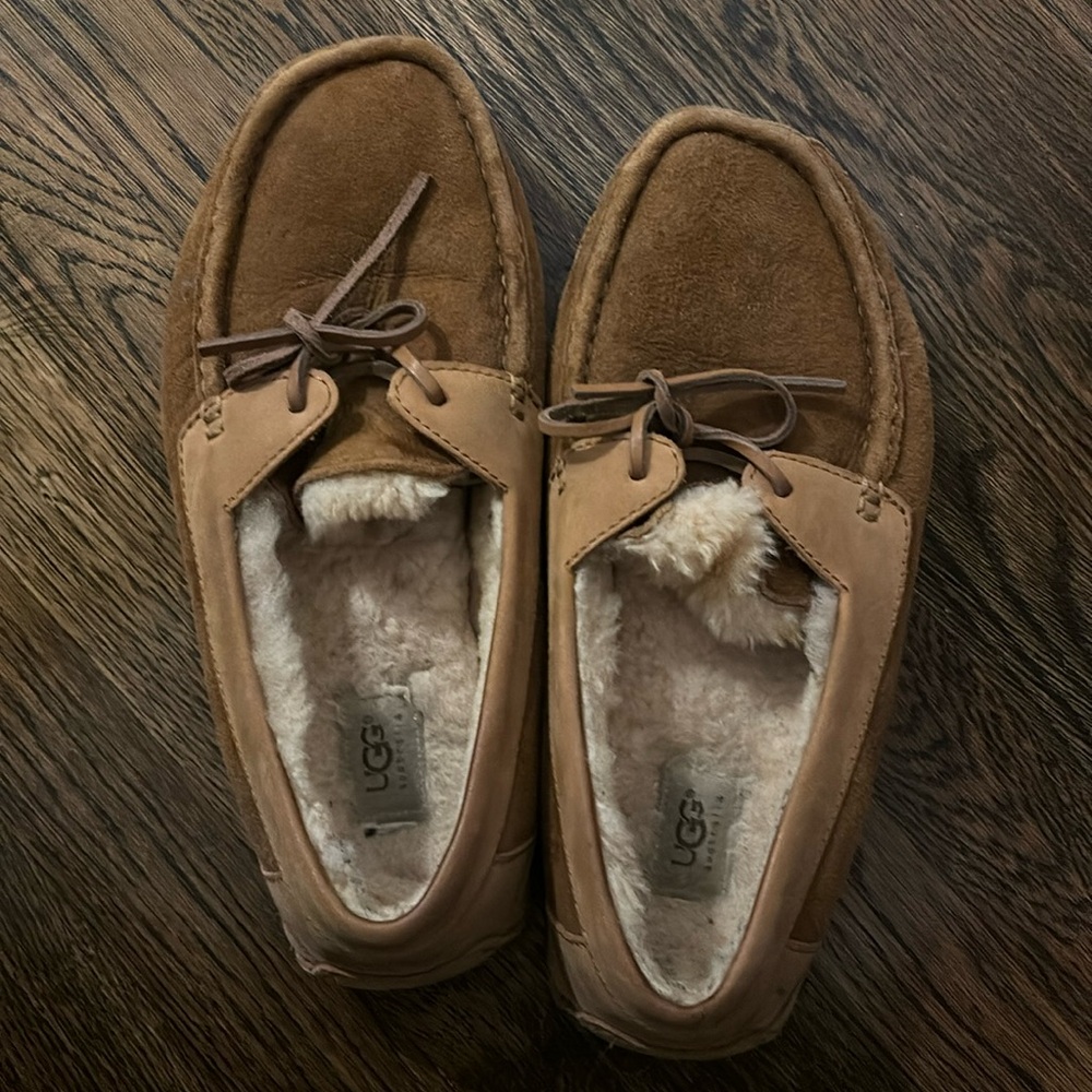 Men’s UGG moccasins